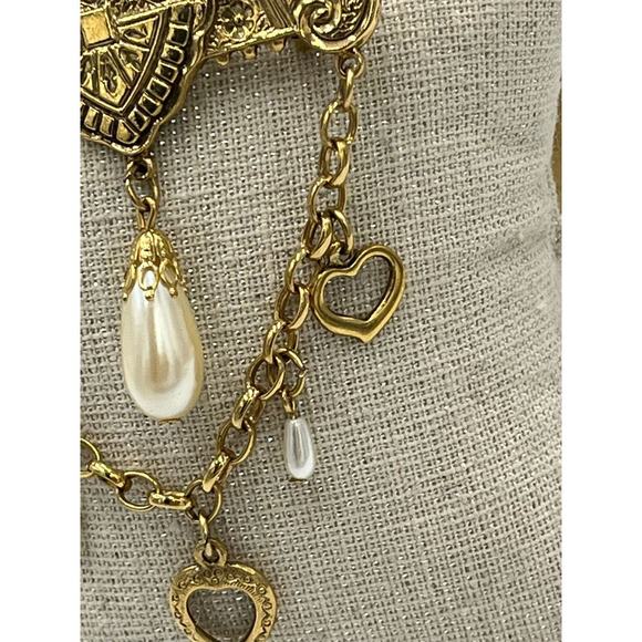 Vintage Gold Tone Hanging Draped brooch Faux Dangling Pearls and Hearts - Picture 10 of 10